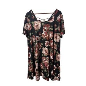 Vibes Sportswear Women‎ Size 2X Floral Criss Cross Back Black T-shirt Dress